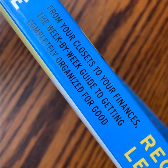 ONE YEAR TO AN ORGANIZED LIFE book by Regina Leeds - Picture 5 of 5